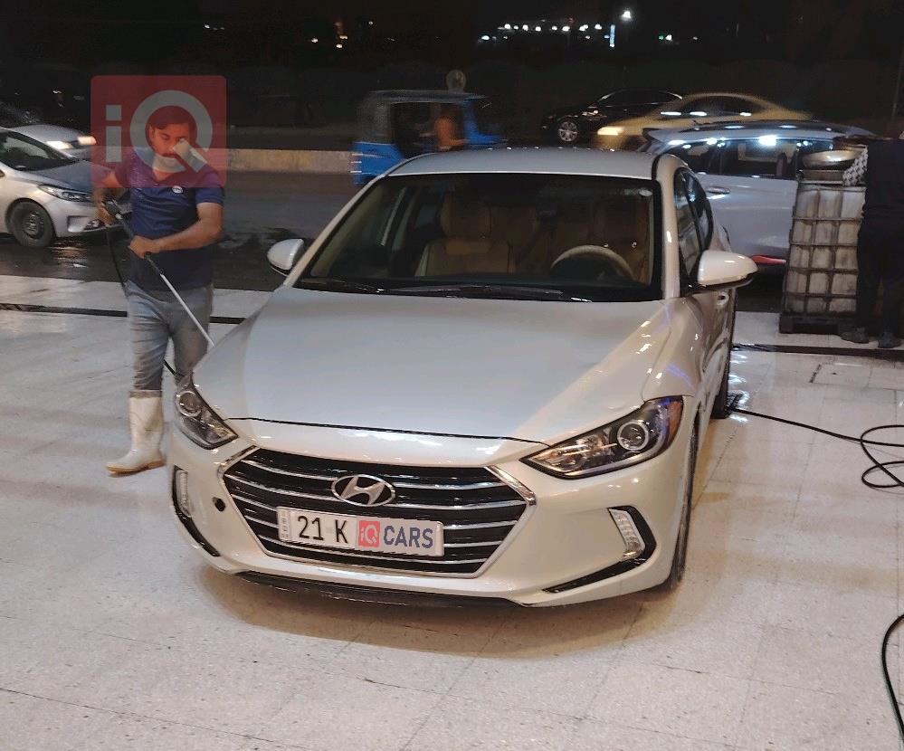 هيونداي النترا